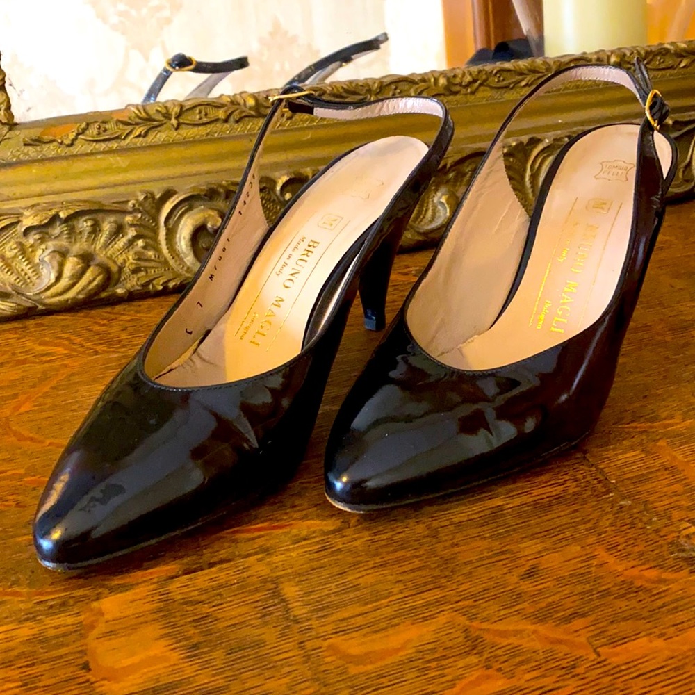 🖤Vintage Bruno Magli Black Patten Leather Heels